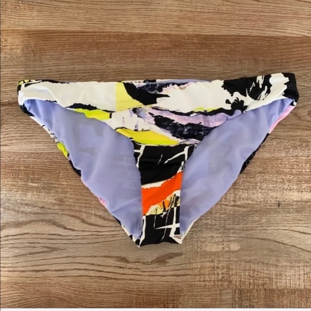 NWT The Bikini Lab News Flash Bottom